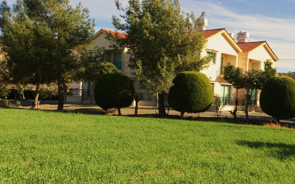 Himonas Apartments Pissouri Ngoại thất bức ảnh