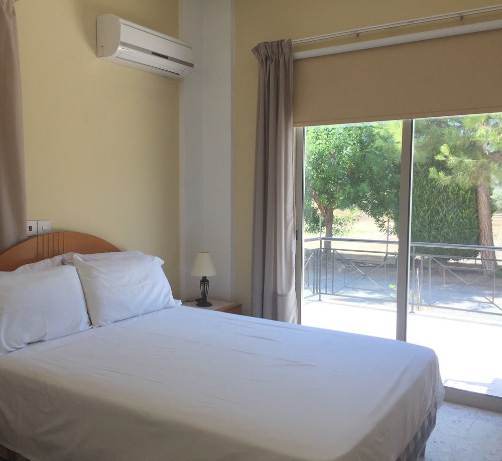 Himonas Apartments Pissouri Ngoại thất bức ảnh