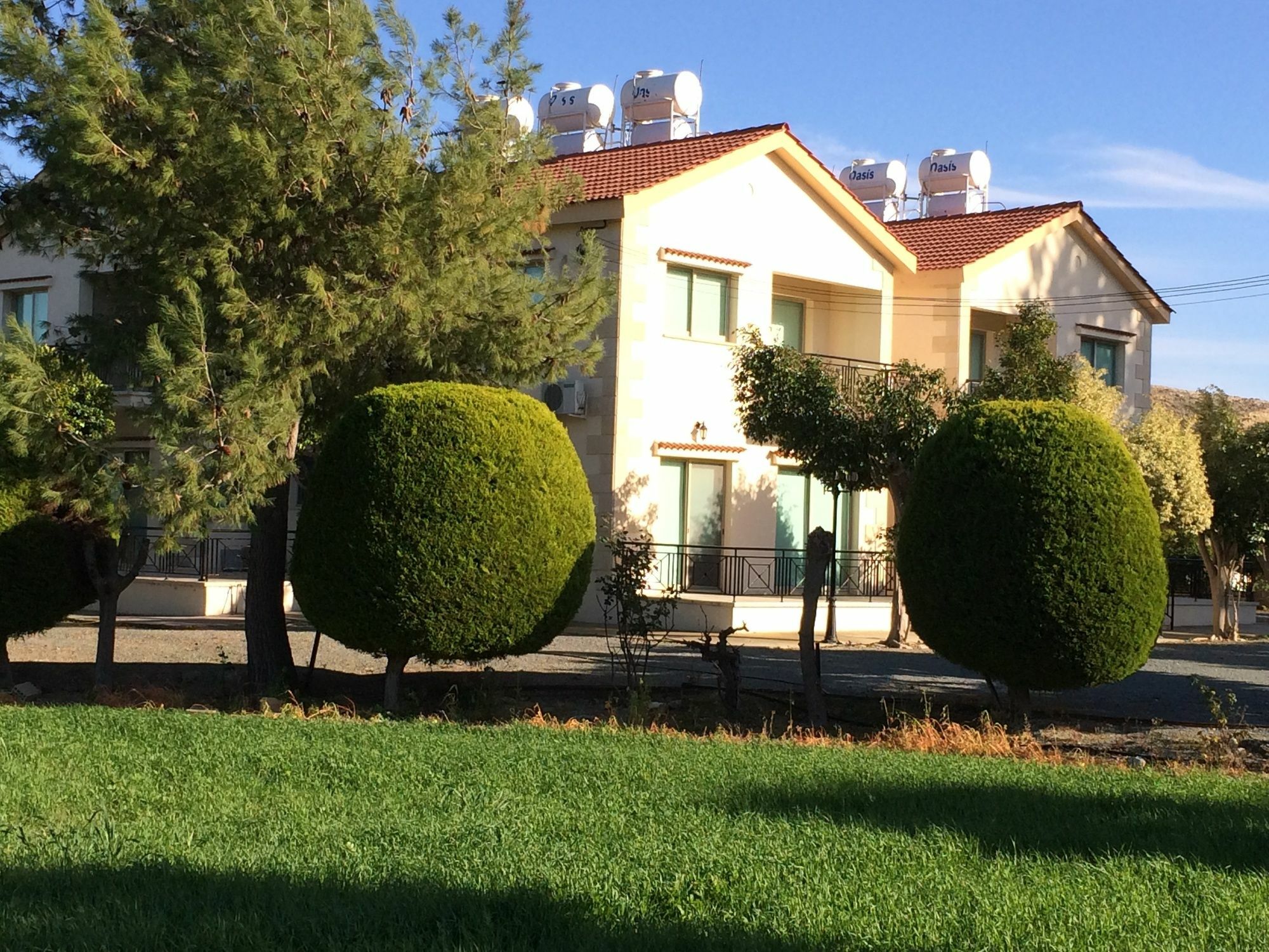 Himonas Apartments Pissouri Ngoại thất bức ảnh