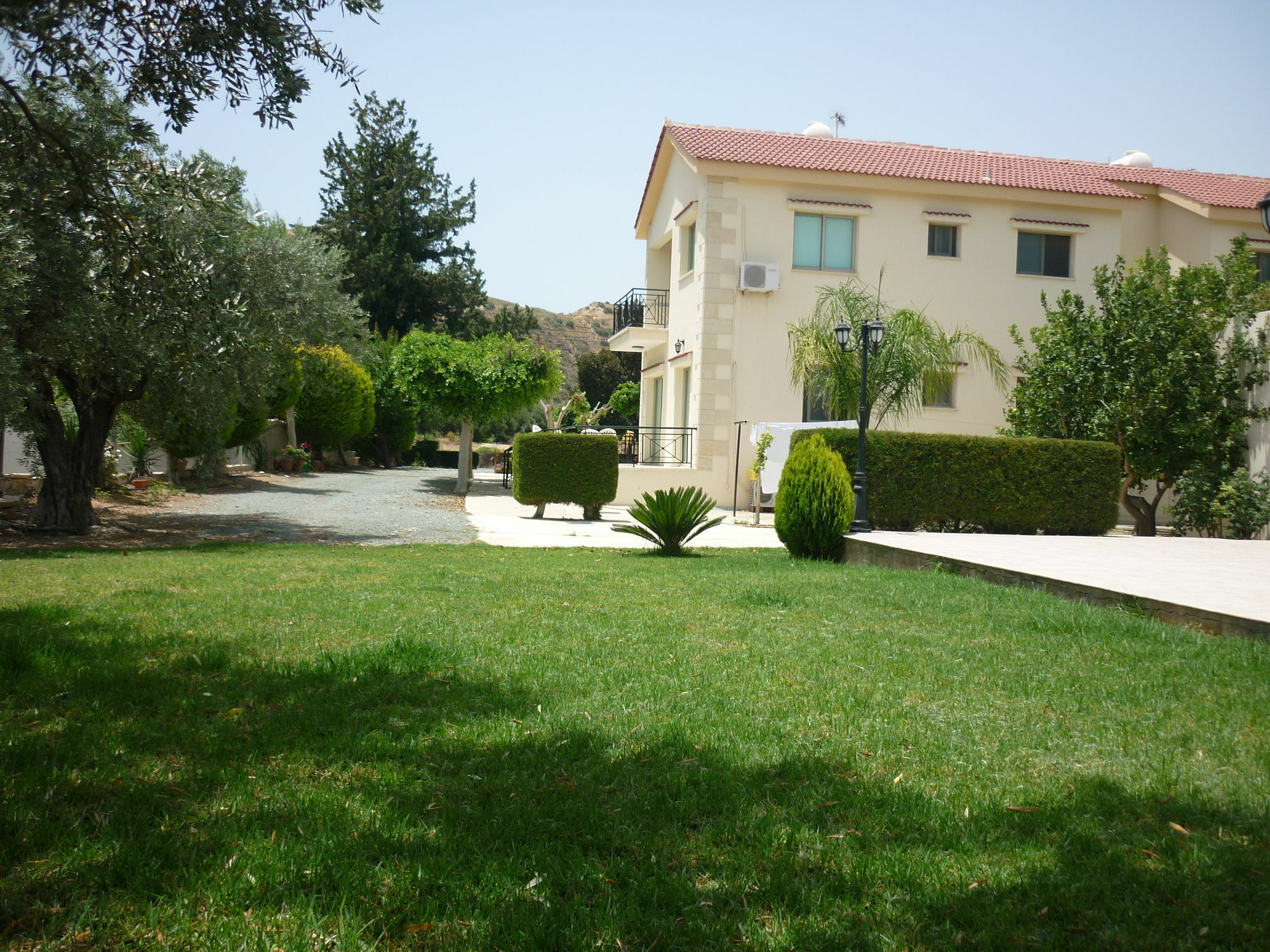 Himonas Apartments Pissouri Ngoại thất bức ảnh