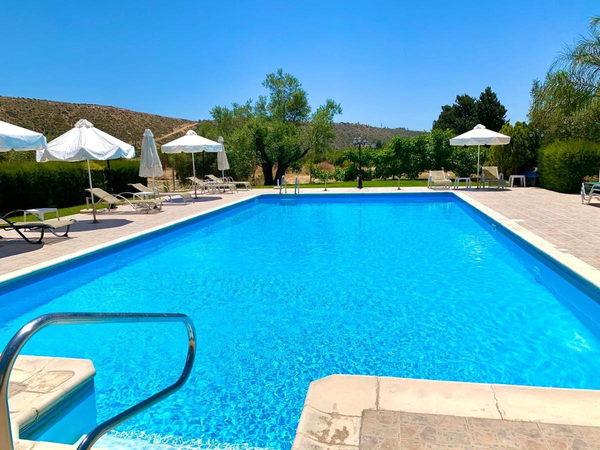 Himonas Apartments Pissouri Ngoại thất bức ảnh