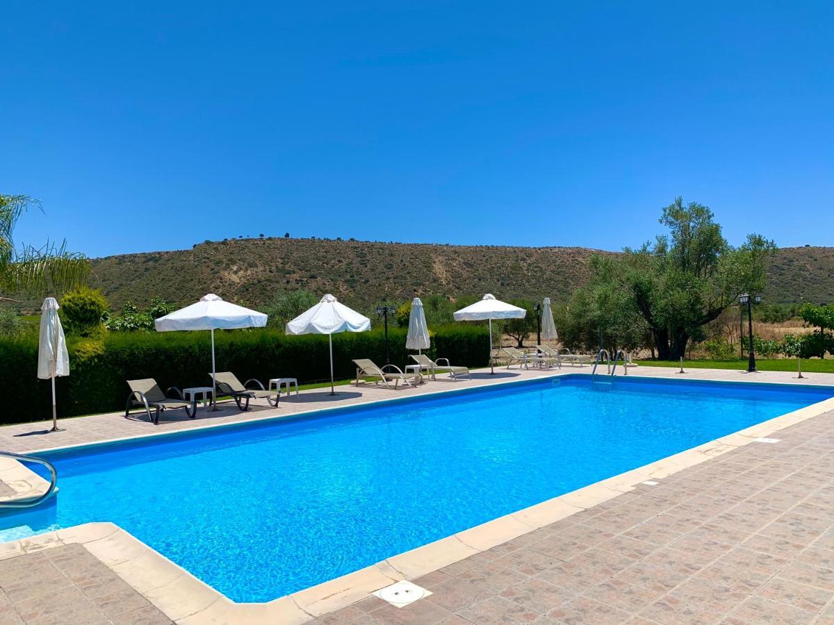 Himonas Apartments Pissouri Ngoại thất bức ảnh